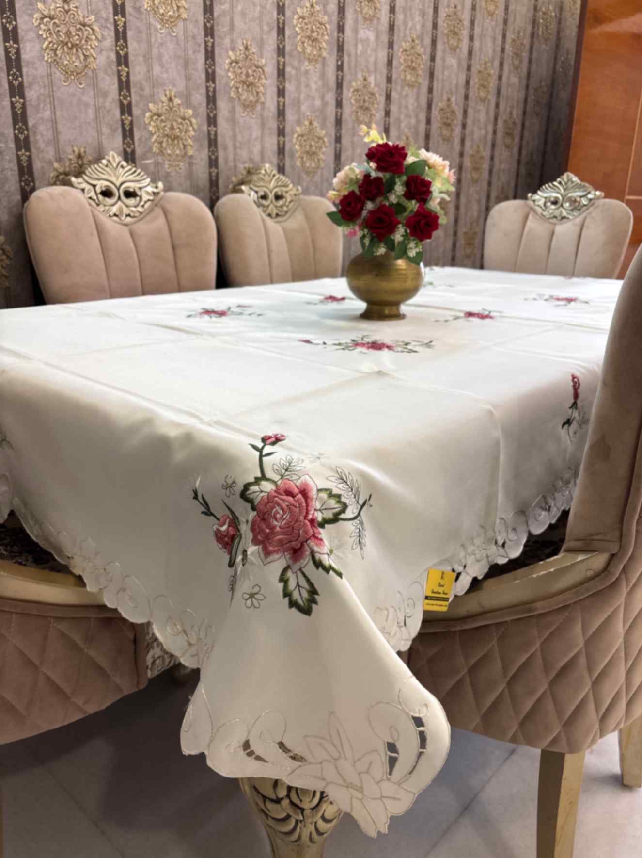 Elegant Embroidered Floral Tablecloth Elegant Embroidered Floral Tablecloth