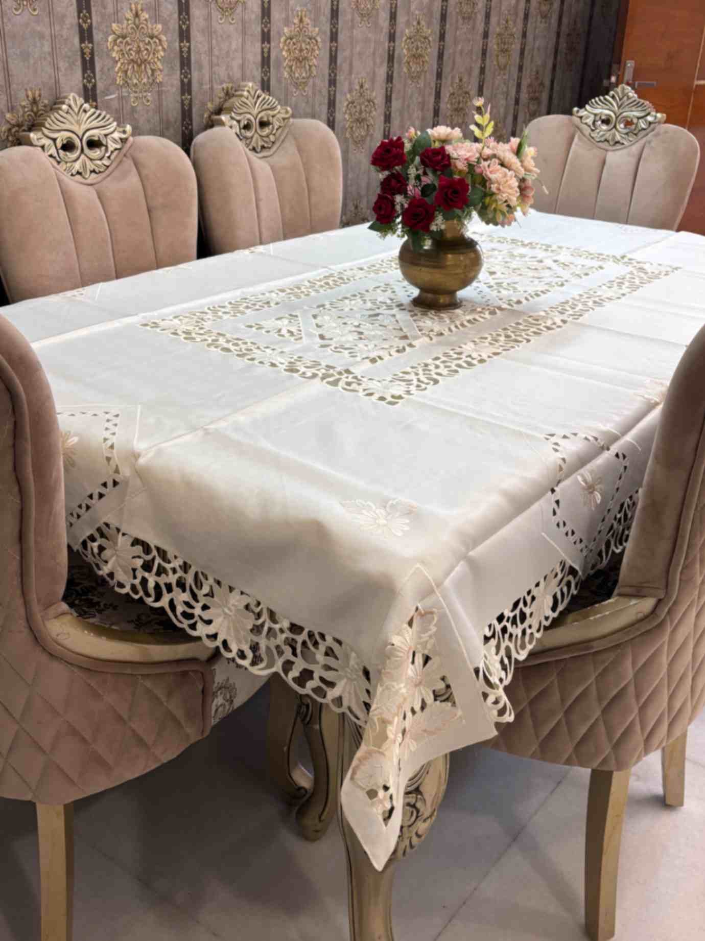 White Lace Border Table Cover White Lace Border Table Cover