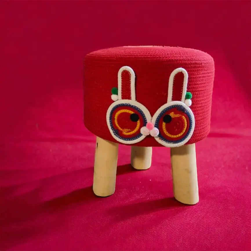 kids-rope-stool-red-bunny